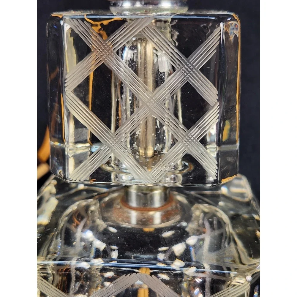 Exquisite 1940s Crystal Stacked Cube Diamond Etched Lamp Hurricane Shade
